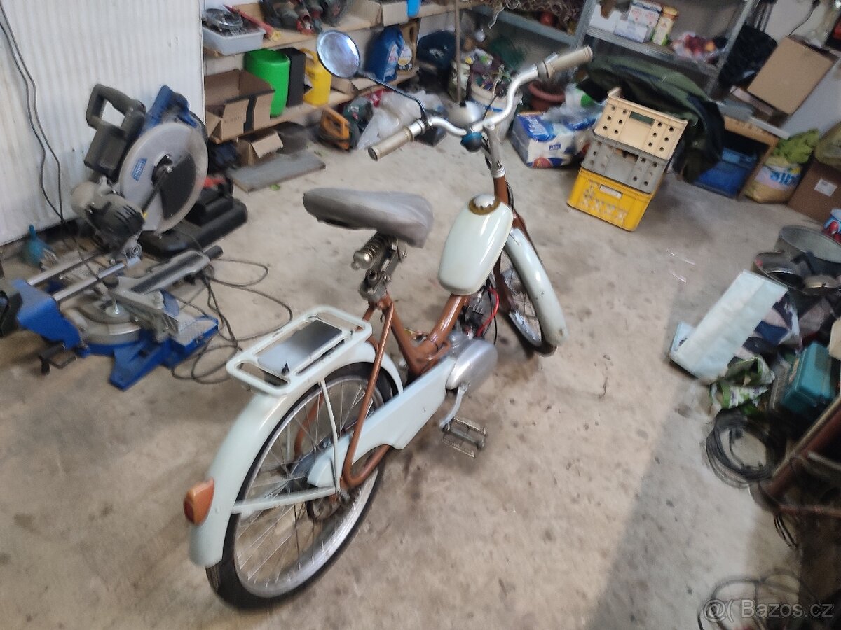 stadion s11 usak s kartickou mozna S1 rok 1958. simson - 5