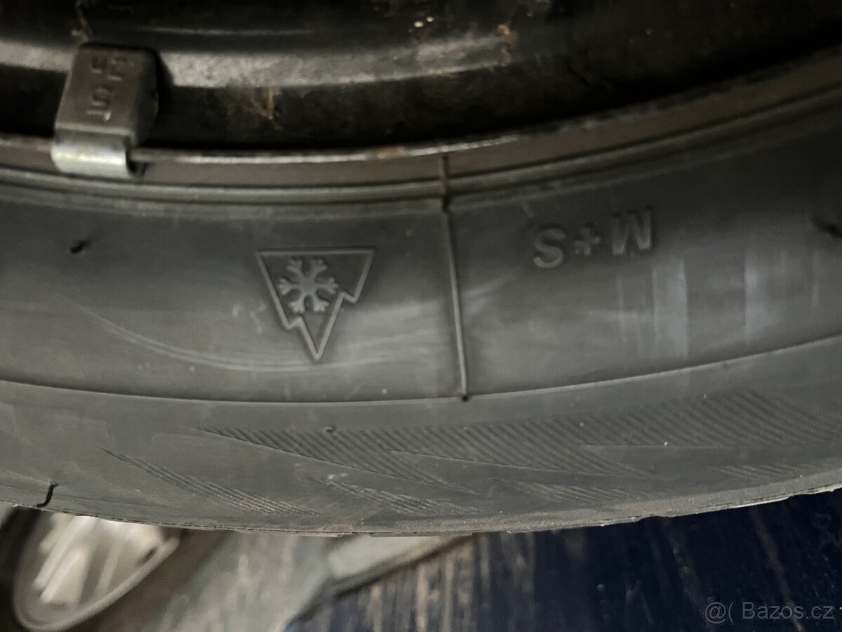 Yaris zimní pneu - 5