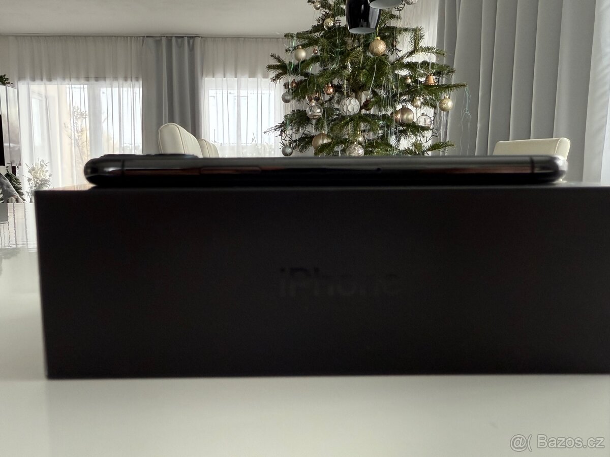 iPhone 11 Pro - 5