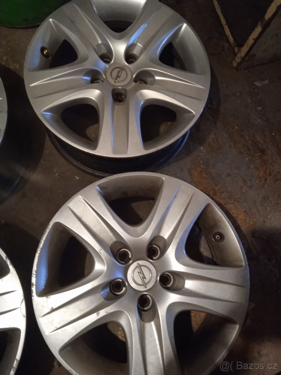 Prodám plechové disky Opel 16 5x110 - 5