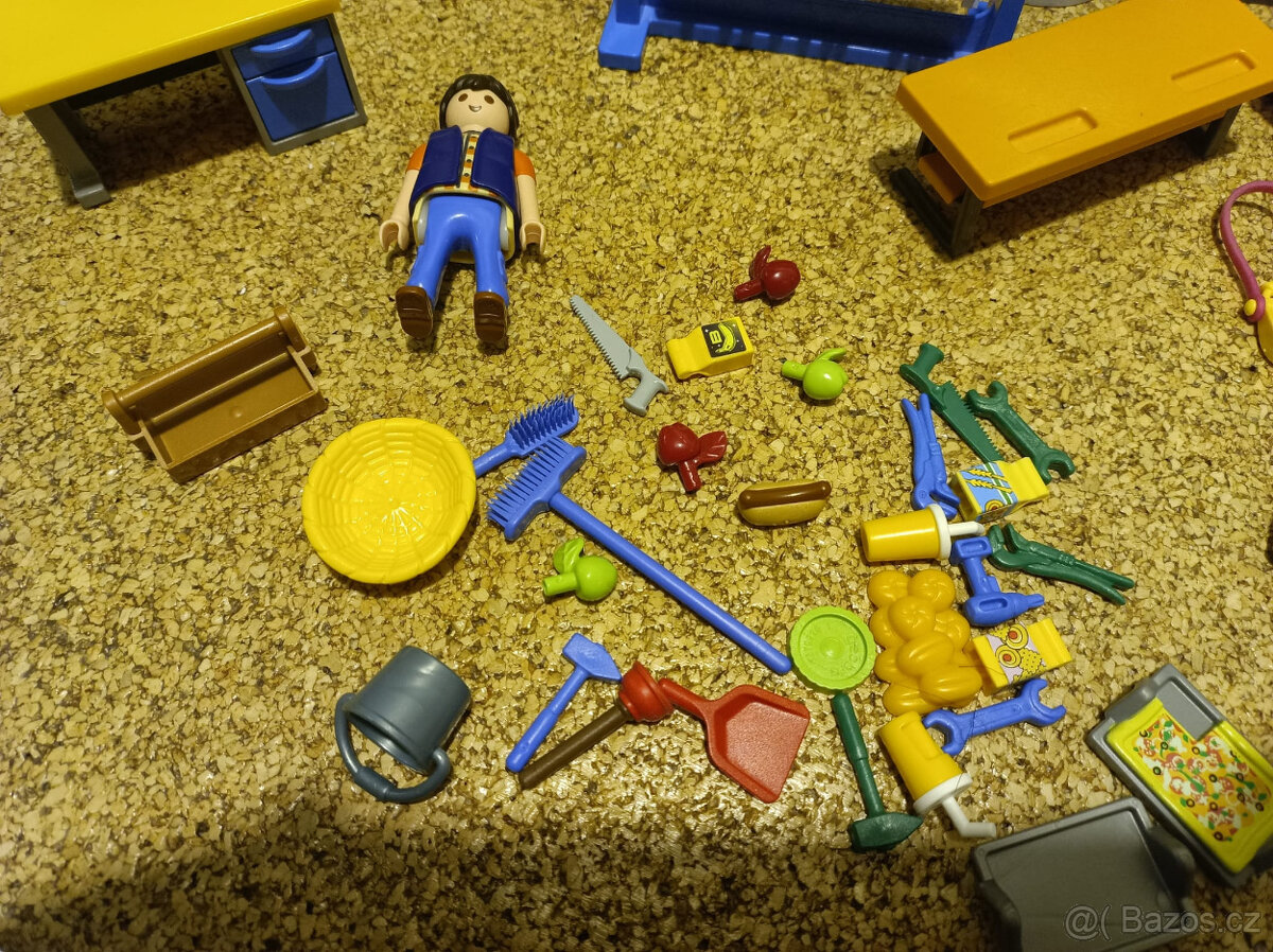 Playmobil 9453 – Velká škola - 5