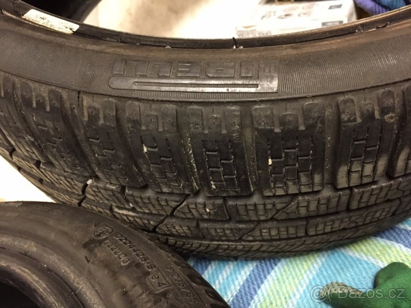 zimní pneu 2ks - Pirelli R19, 295/30 R19,W240 - 5