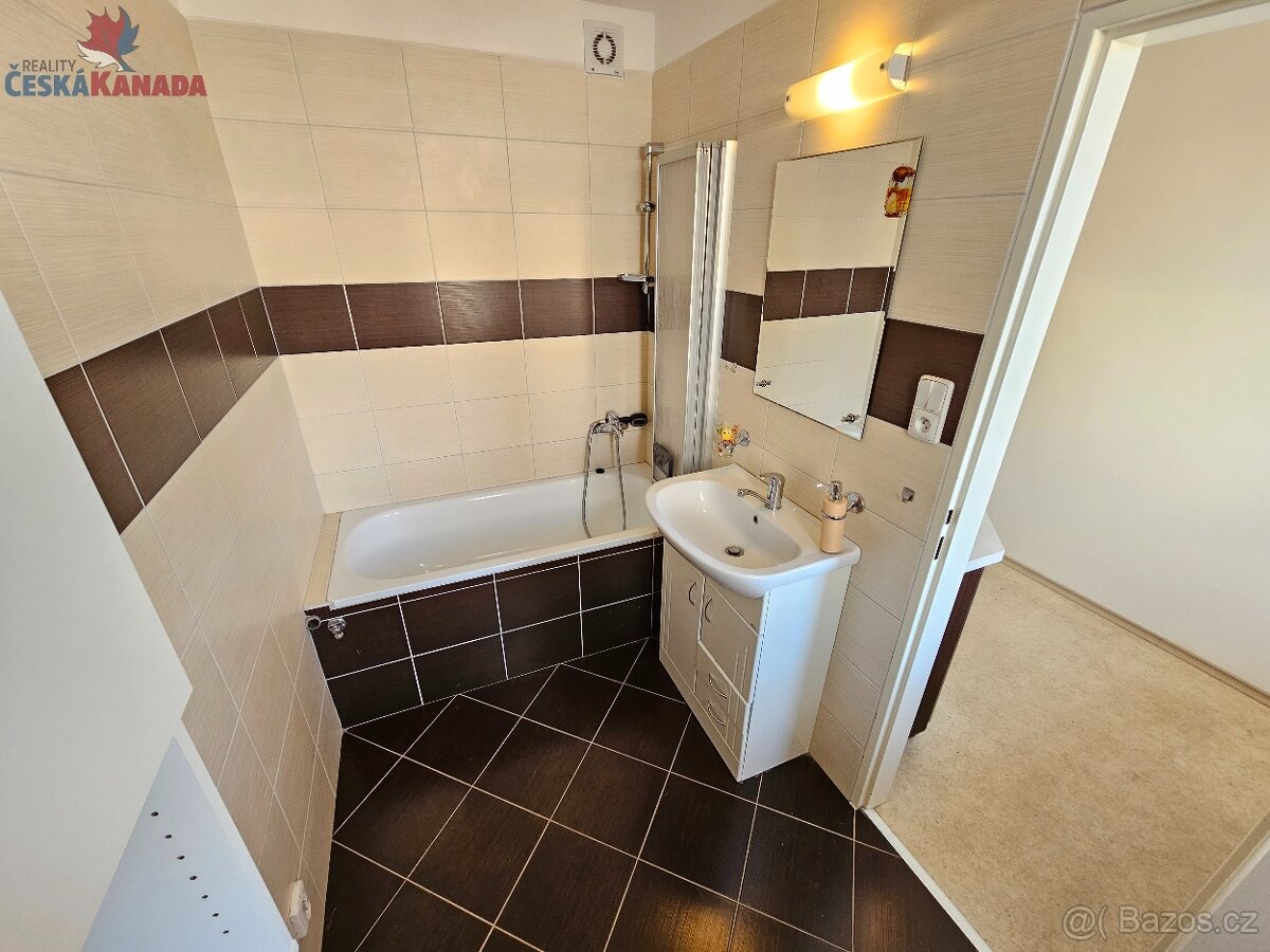 Pronájem bytu 3+1 v Dačicích - 5