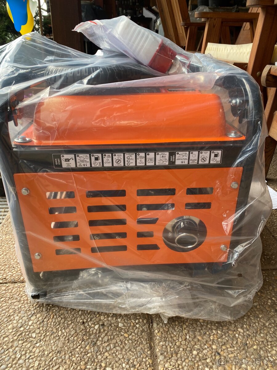 ELEKTROCENTRÁLA 7 kW / 230V + 400V – BENZÍN, NOVÁ - 5