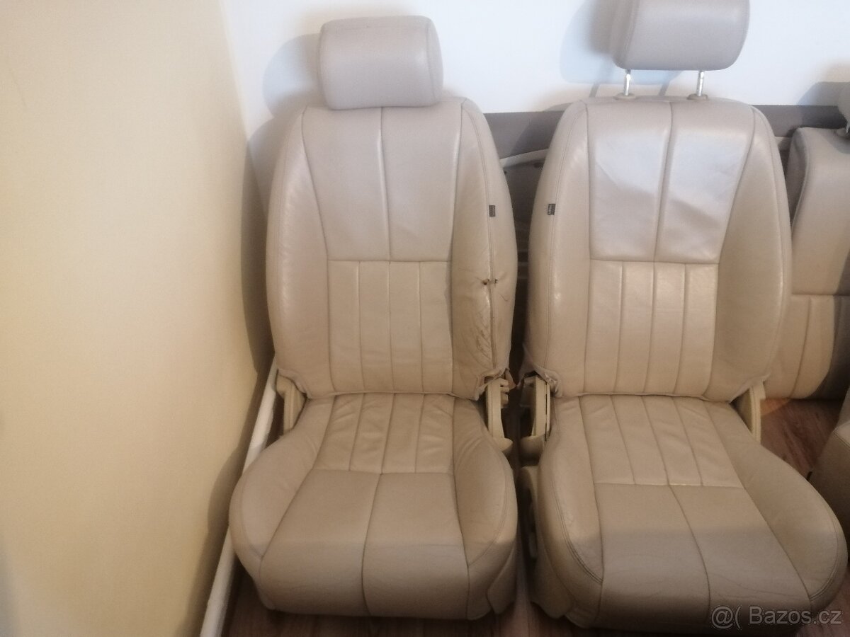 Jaguar S - type interiér 2001-2006 - 5