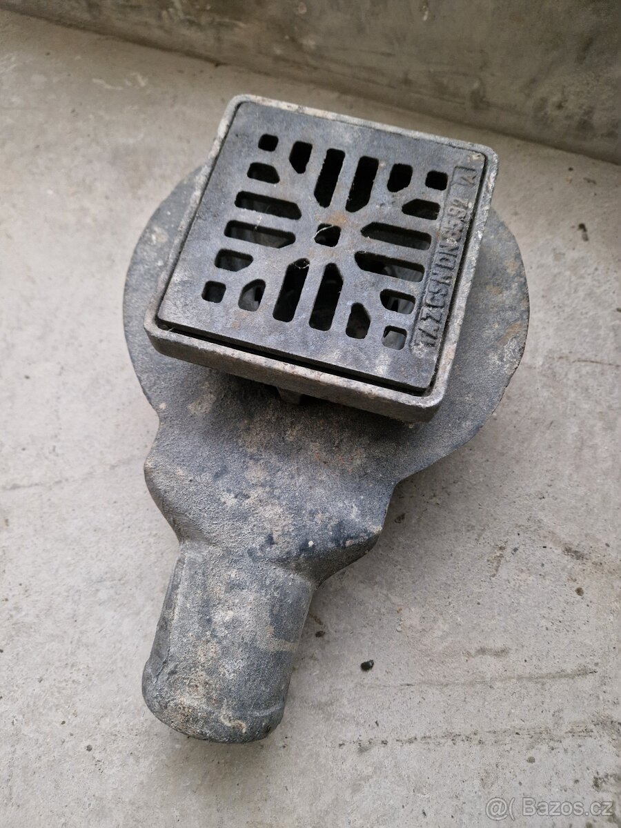 LITINOVÁ GARÁŽOVÁ / DVORNÍ VPUSŤ, LAPAČ SPLAVENIN, DN 65mm - 5