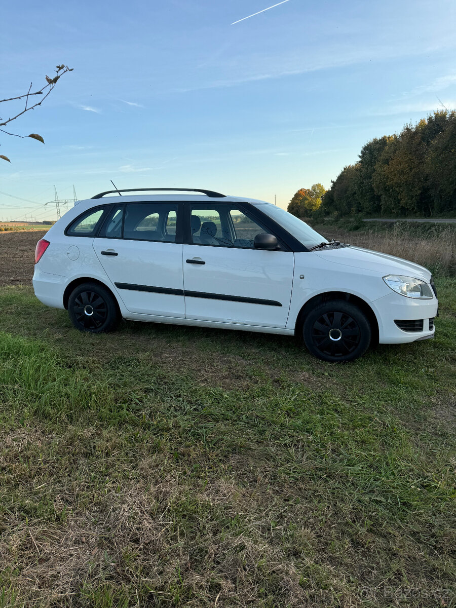 Škoda Fabia 2 Combi 1.6 TDI Klima COC list rok 30.12.2011 - 5