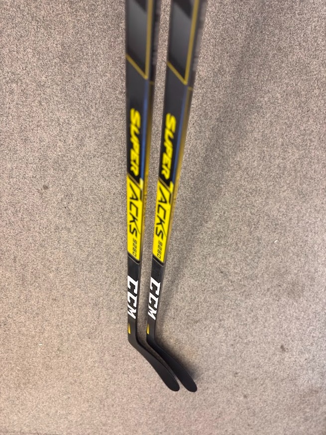 HOKEJKA CCM SUPERTACKS 9260 flex 65/29 - 5