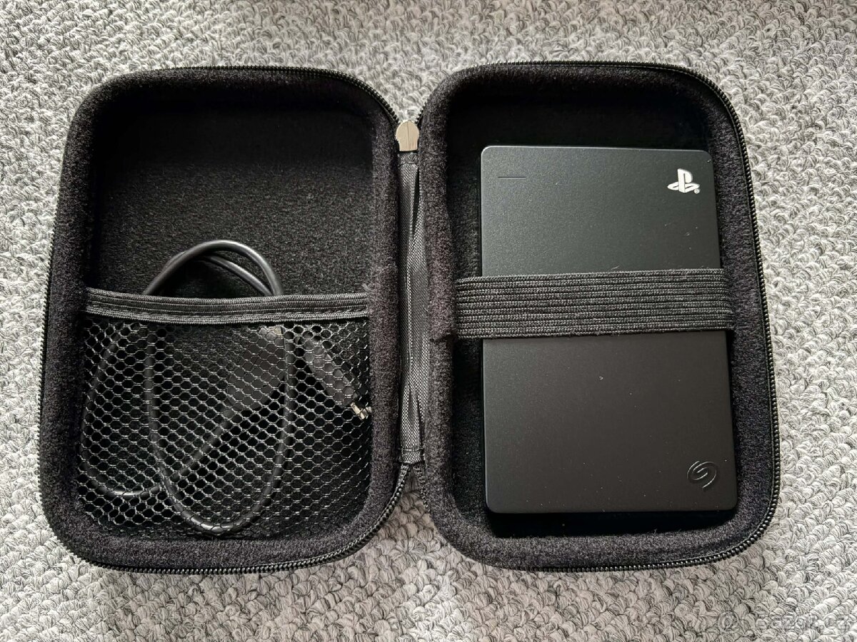 PlayStation PS4 Pro 1TB - 5