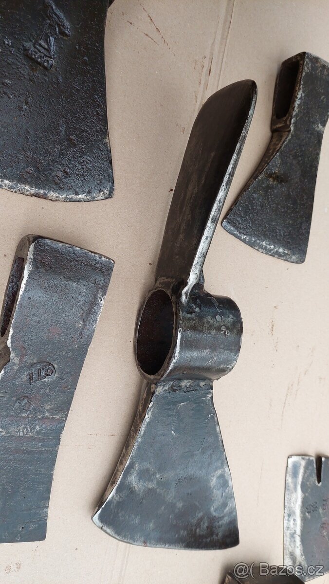 Sekera stará kladiva - rezervace do soboty - 5