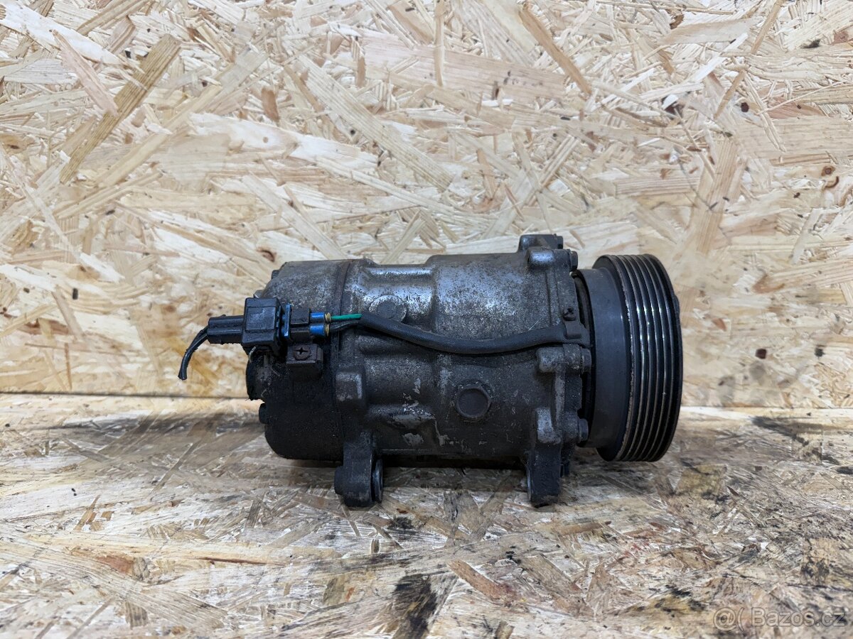 KLIMAKOMPRESOR ŠKODA OCTAVIA 1 / VW GOLF - 5