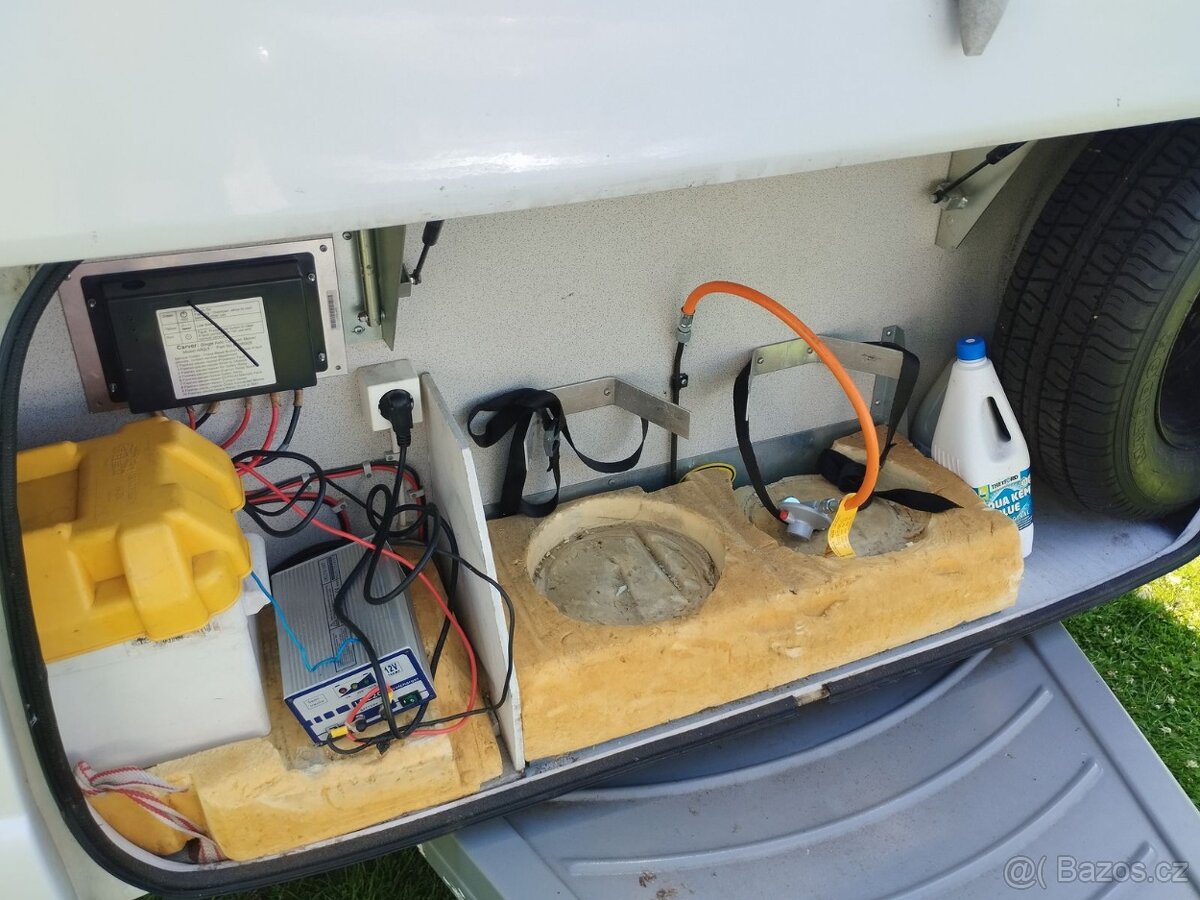 DETHLEFFS pro 4.Fr.postel. Mover+bat. Sprcha. 100km/h - 5