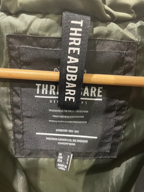 Značková prošívaná bunda s kapucí - 5