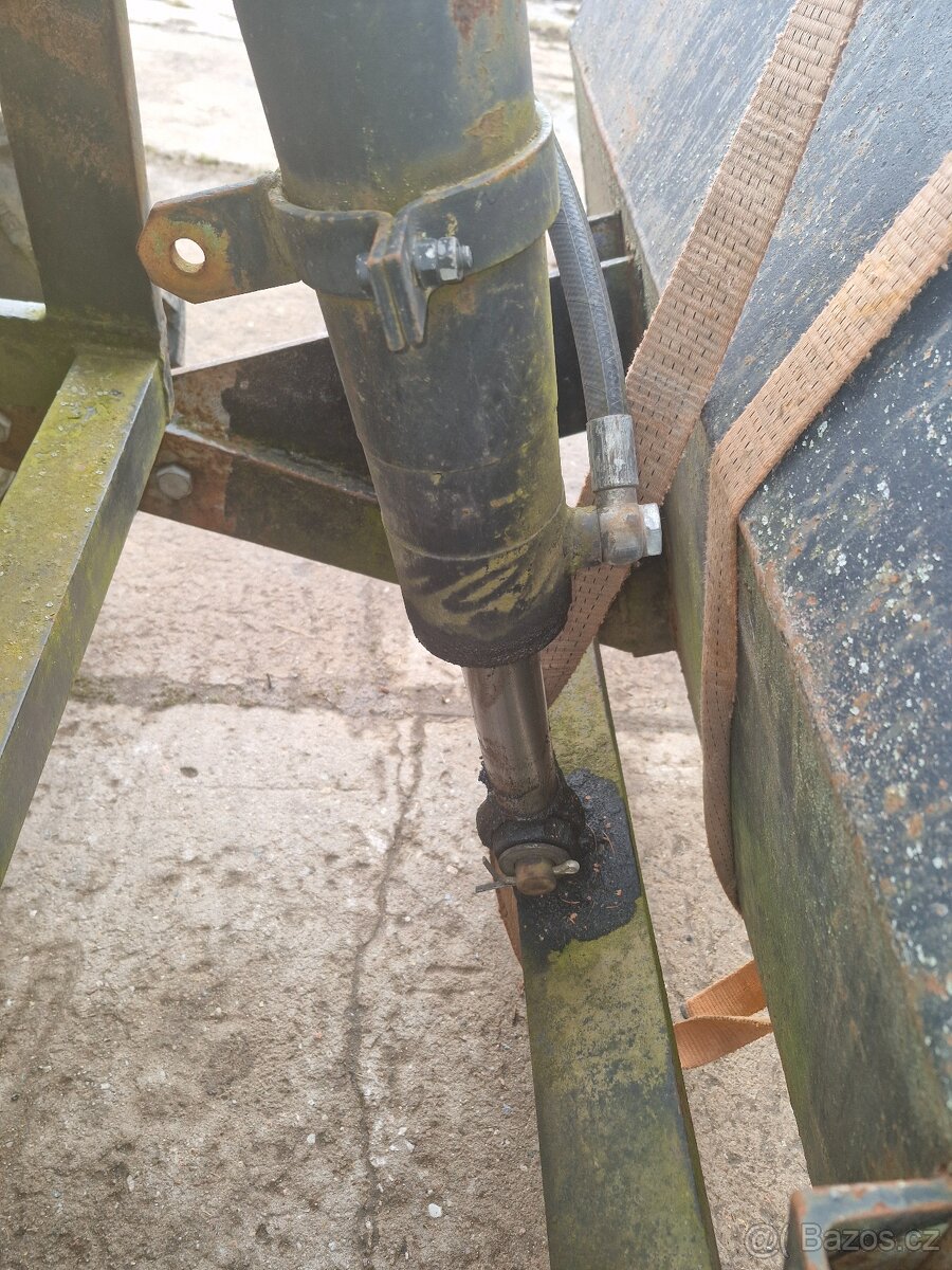 Čelni radlice na traktor - 5