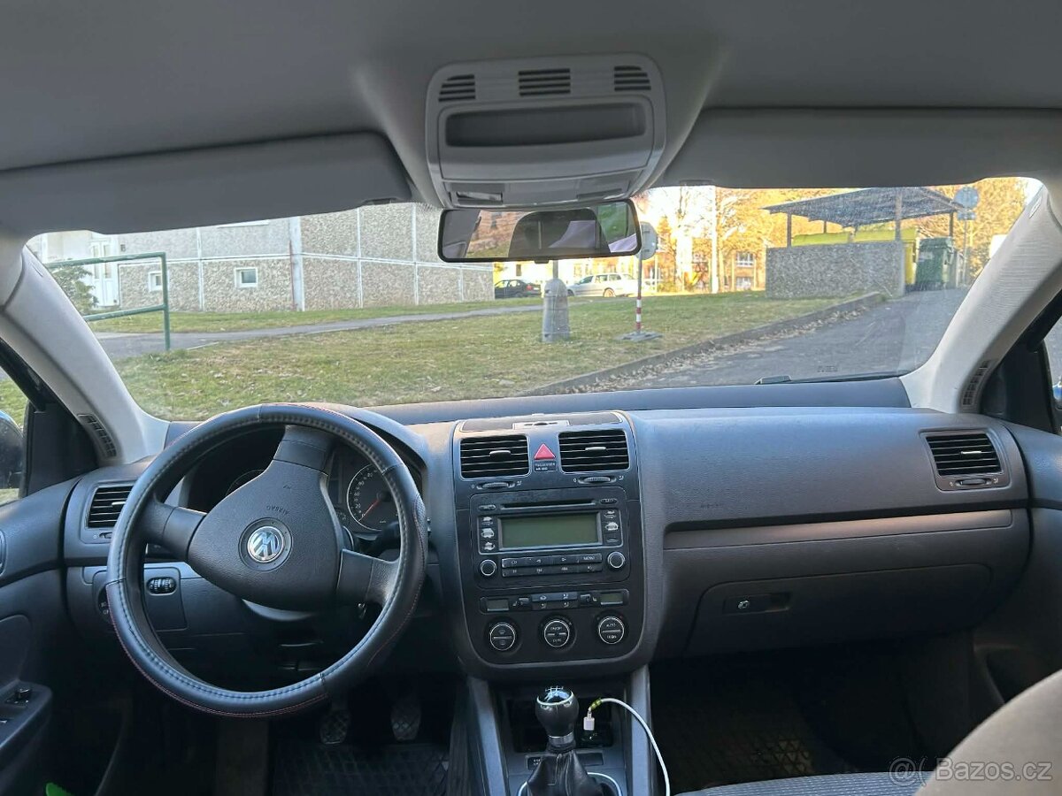 VW GOLF V VARIANT 1.9 TDI (2007) - 5