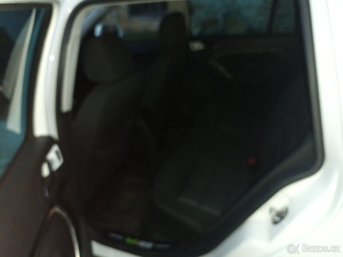 Škoda Octavia 2 1.6 77kw - 5