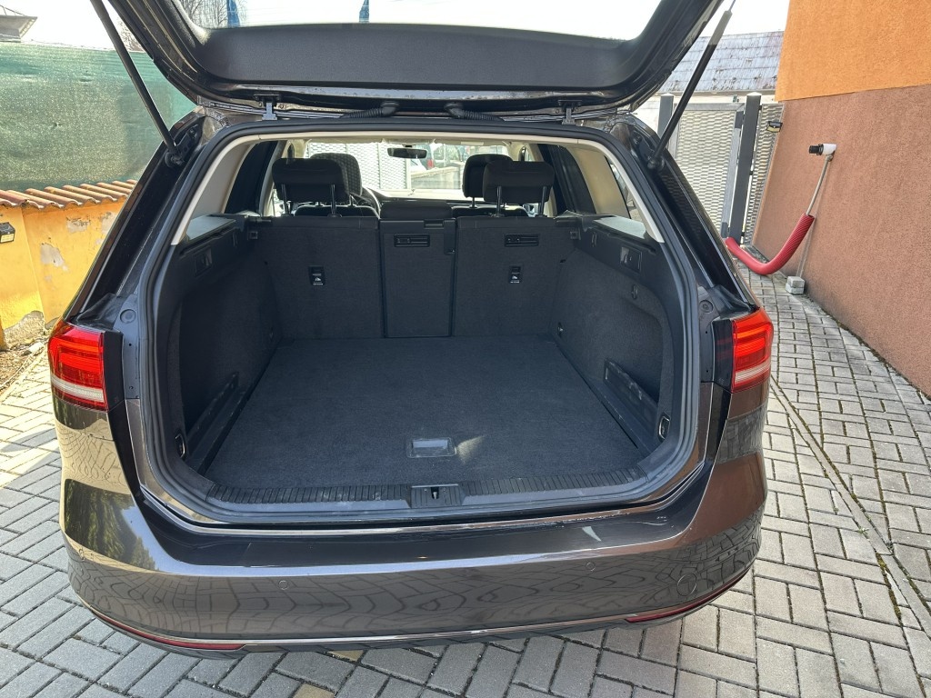 VW Passat 2.0 TDi 110kW - 5