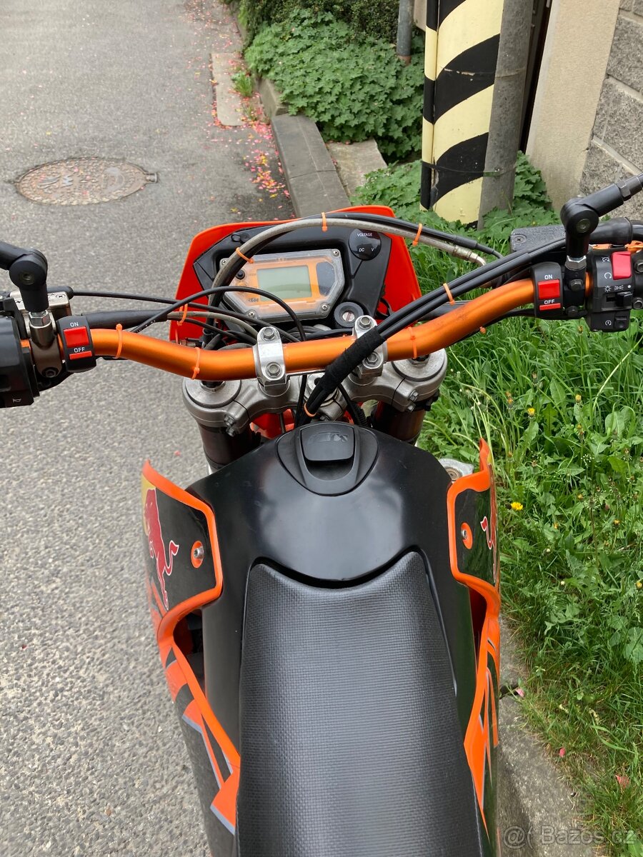 KTM 640 LC4 supermoto