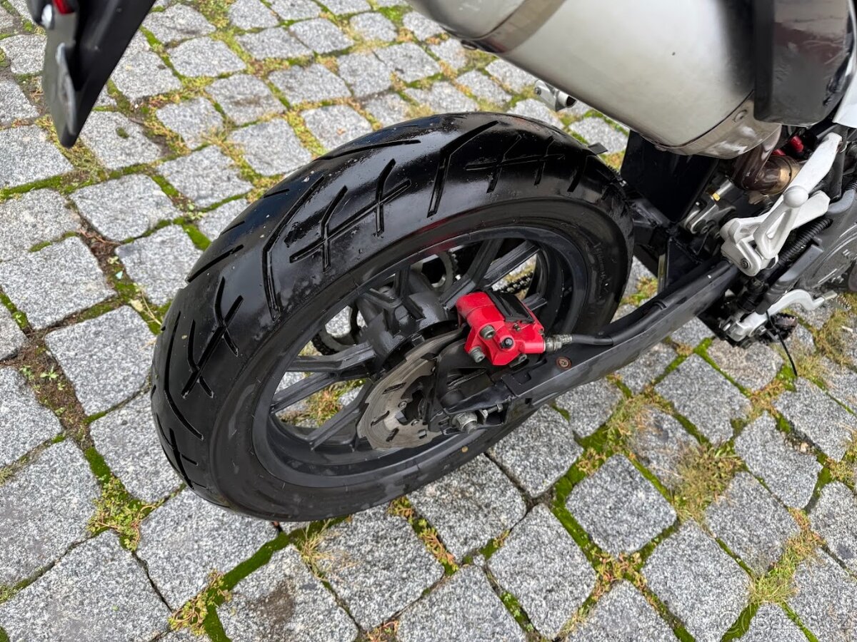 Generic TR 125