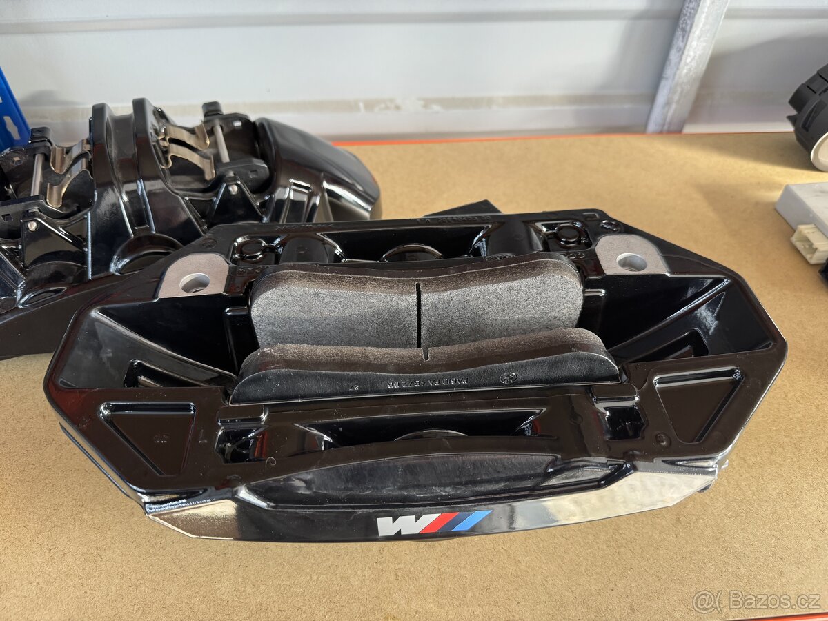 BMW G80 M3 6-píst brzdy přední zelezo - 5