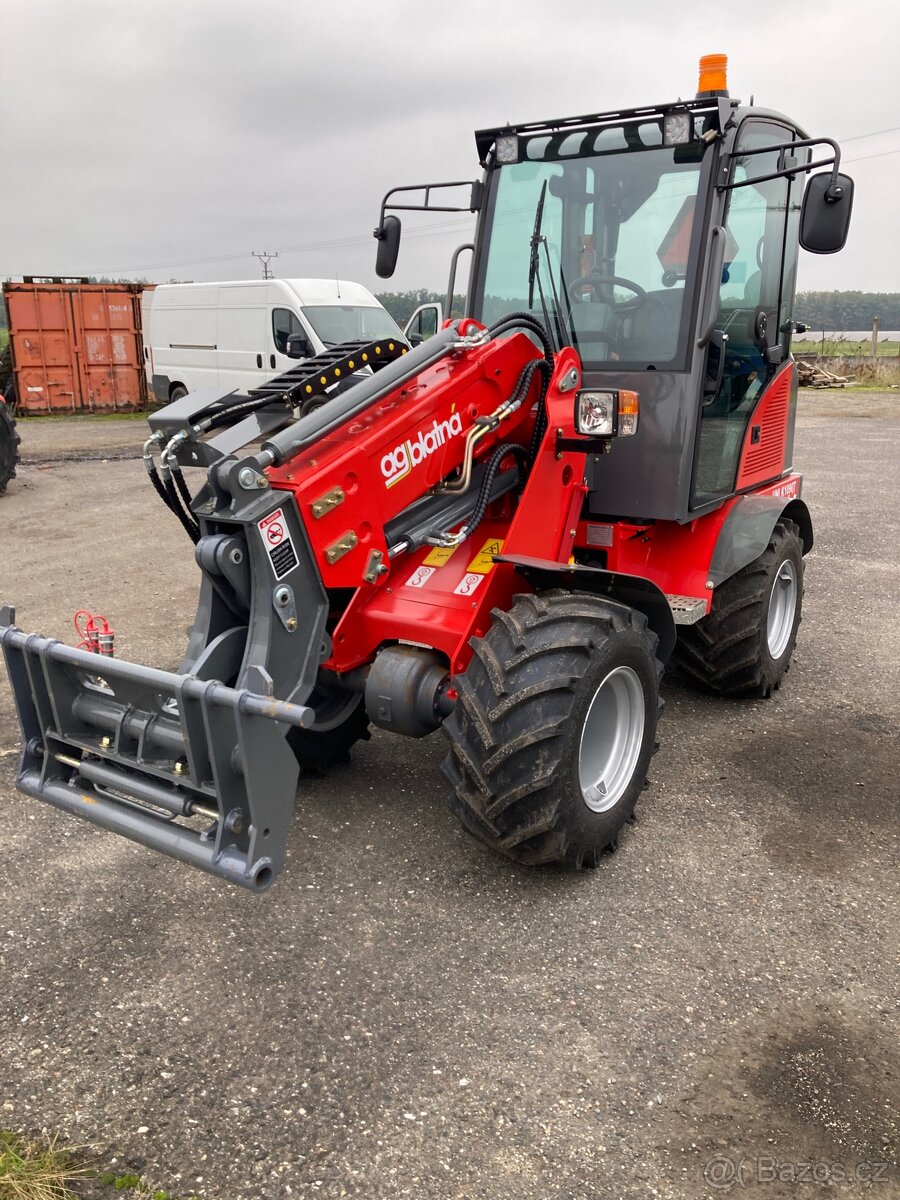 Teleskopický nakladač - 5