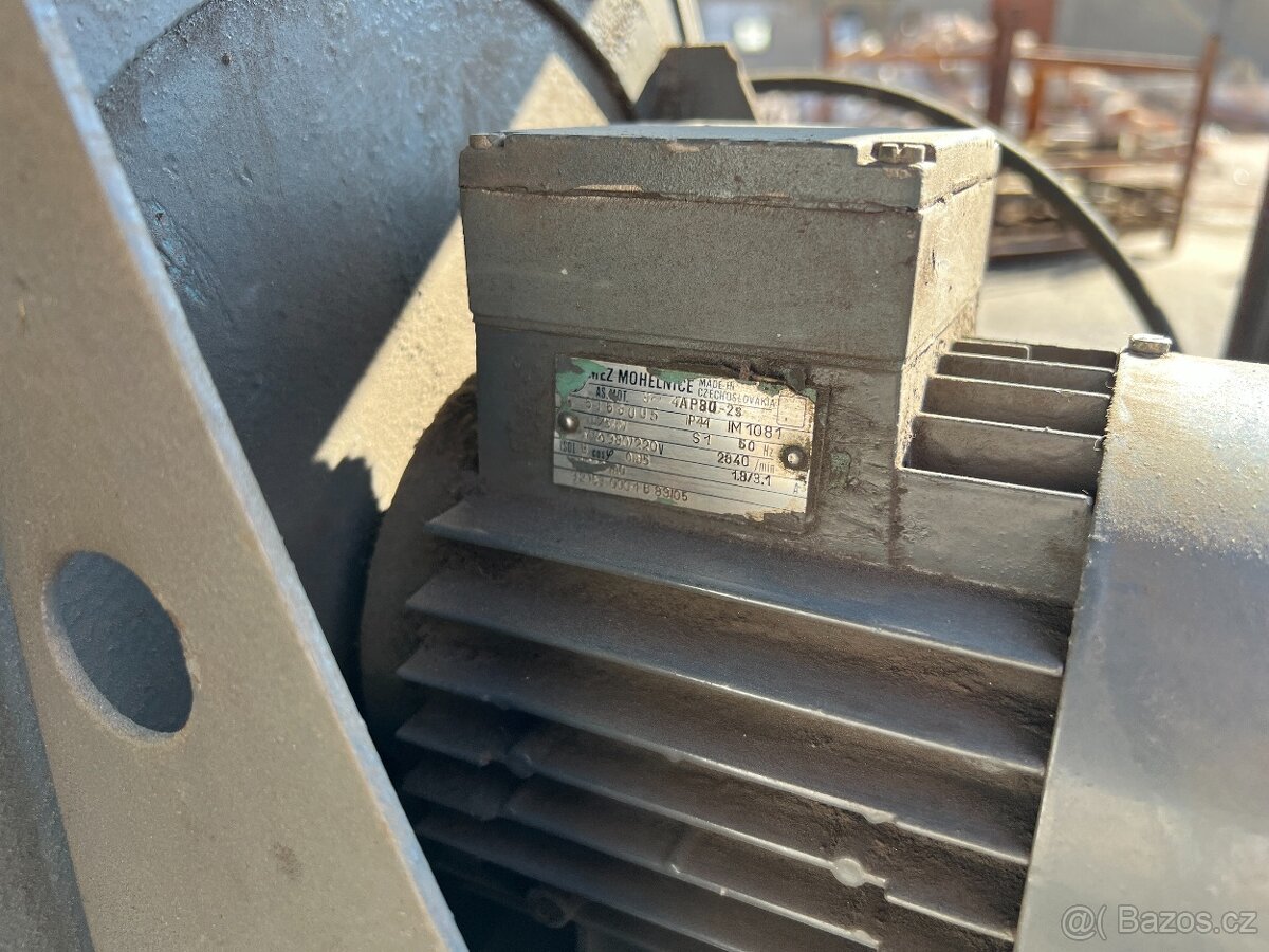 Svářecí stůl s odsáváním, typ SSW-24 - 5