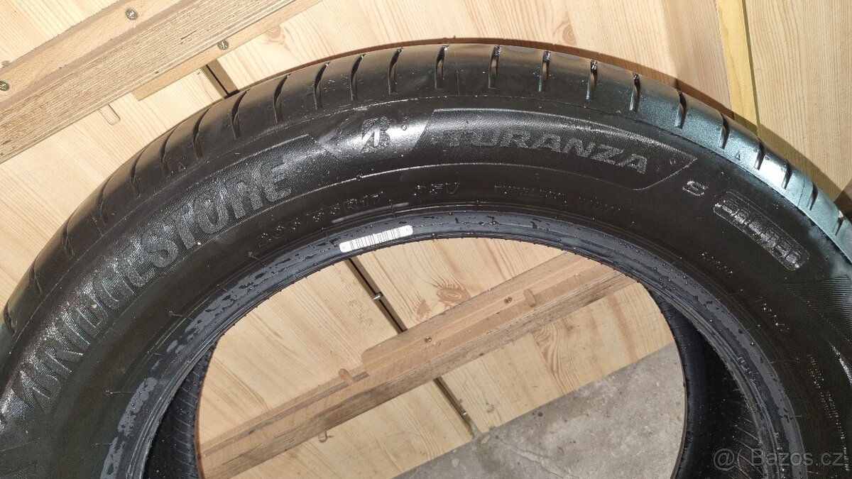Prodám letní pneu.BRIDGESTONE TURANZA6 ENLITEN XL - 5