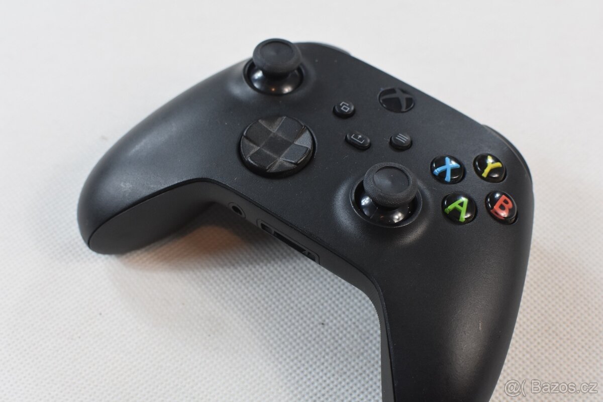 Xbox Series X Wireless Controller černý - 5