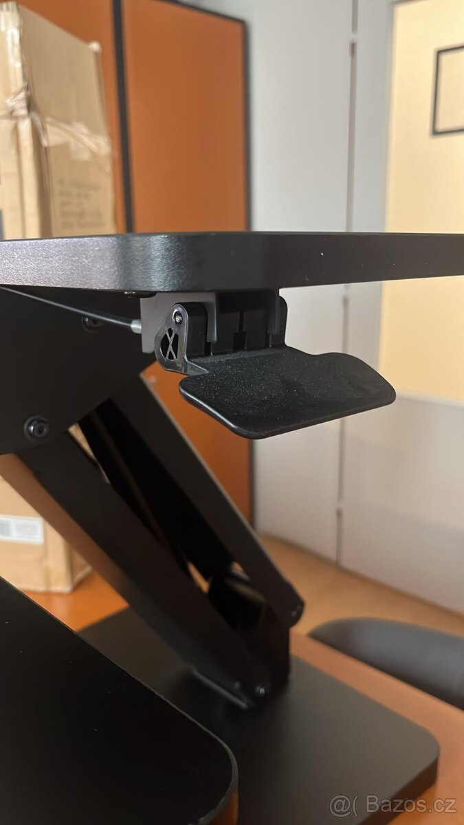 Stojan na PC - 5