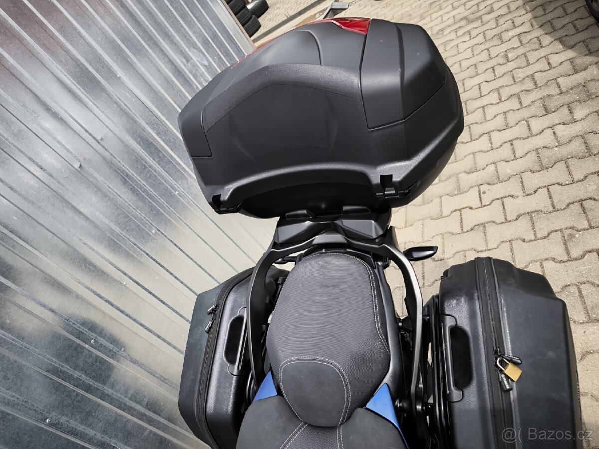 Yamaha Niken GT - 5