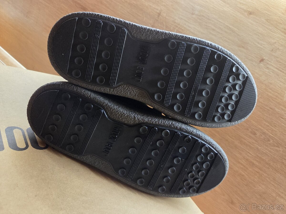 Černé sněhule Moon Boot 39 - 5