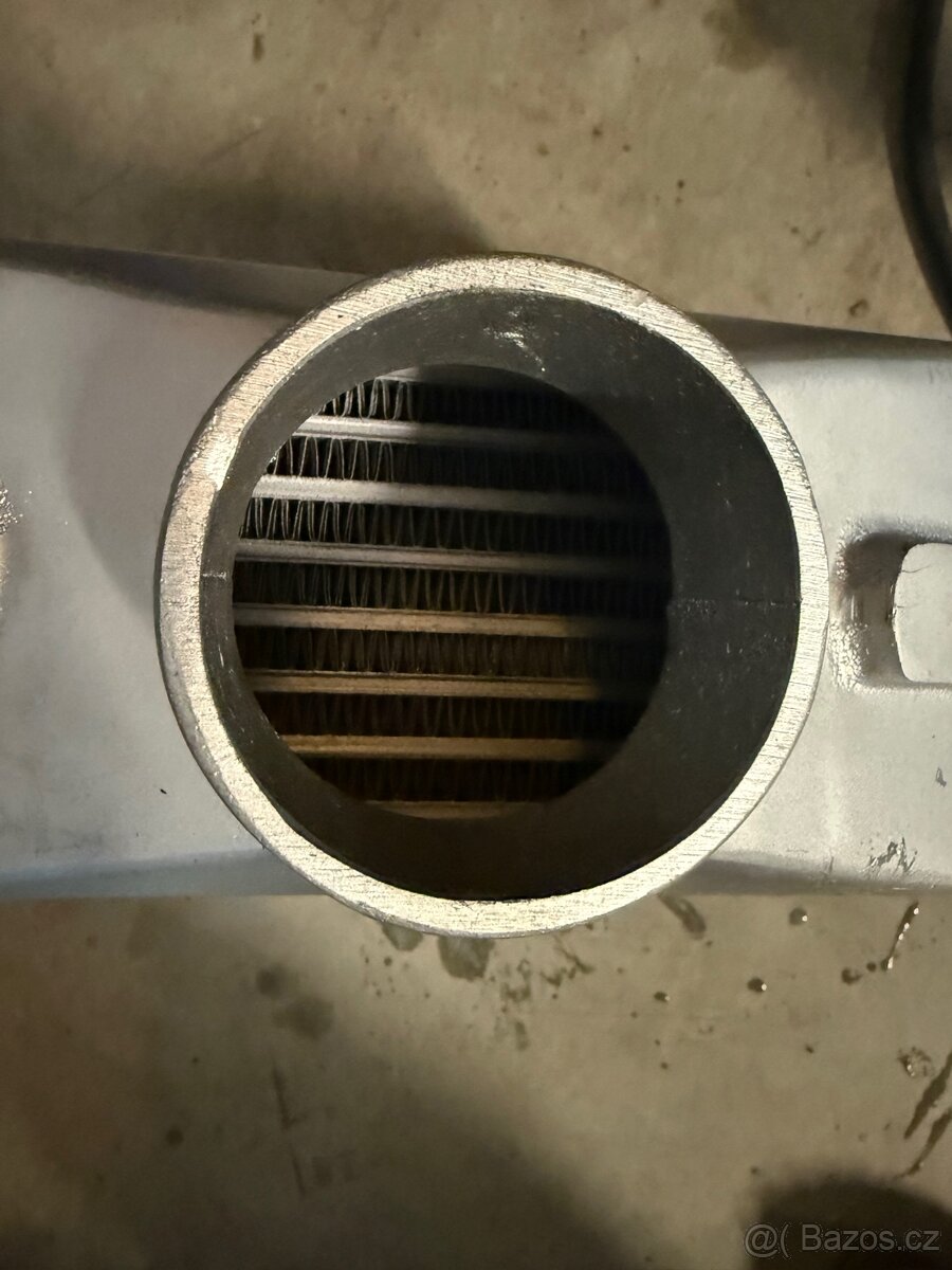 Intercooler voda vzduch plus chladic a pumpa - 5
