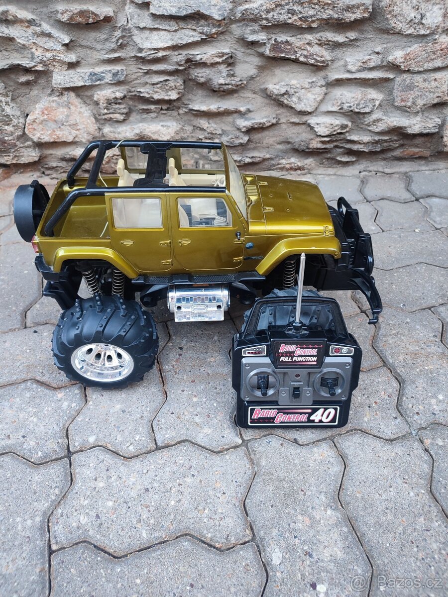 RC Jeep Wrangler unlimited - 5