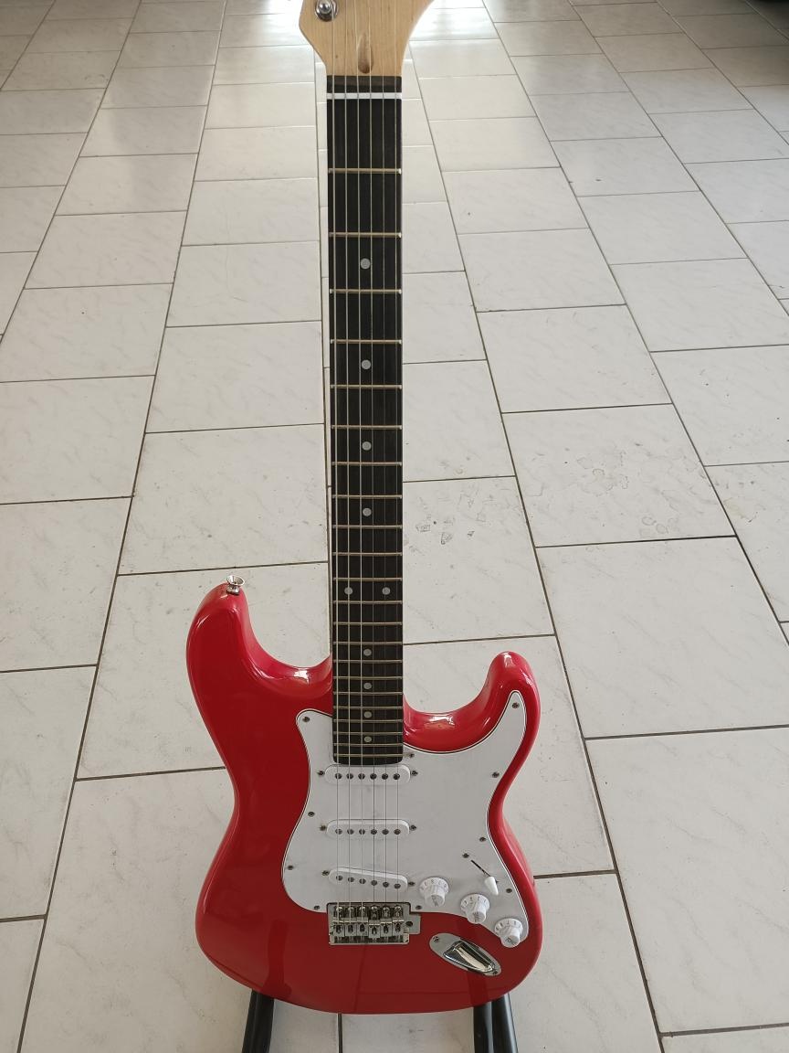 Elektrická kytara Midland MS101 - 5