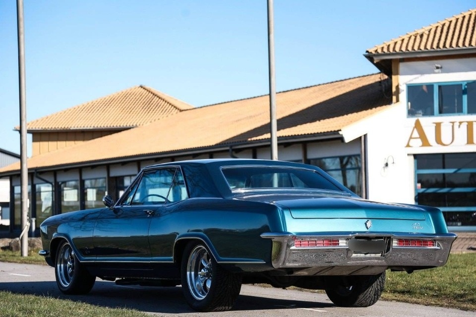 Buick Riviera z roku 1965 Pro Touring - 5