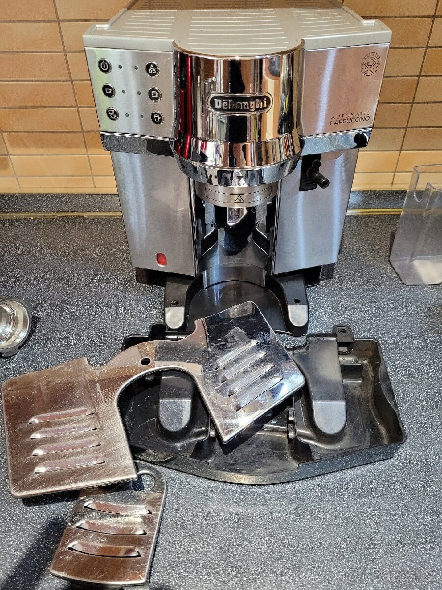 Kávovar DeLonghi EC850 - cappuccino - 5