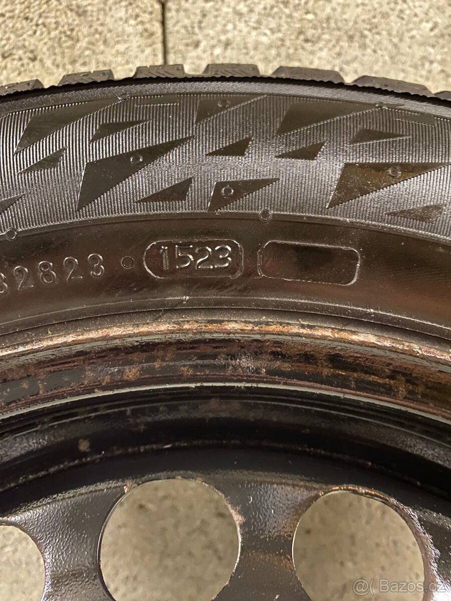 Zimni kola Nokian Snowproof 2 - 5