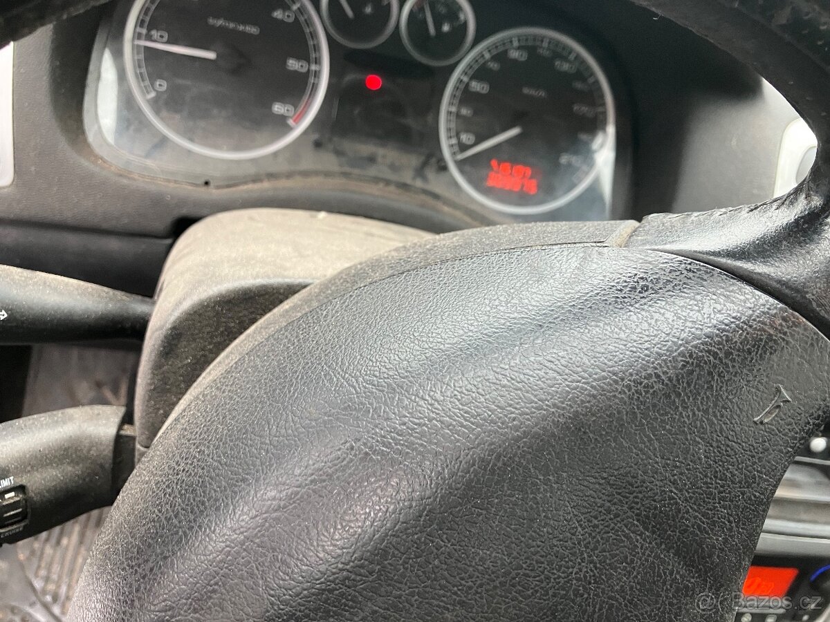 Peugeot 307 1.6 hdi - 5