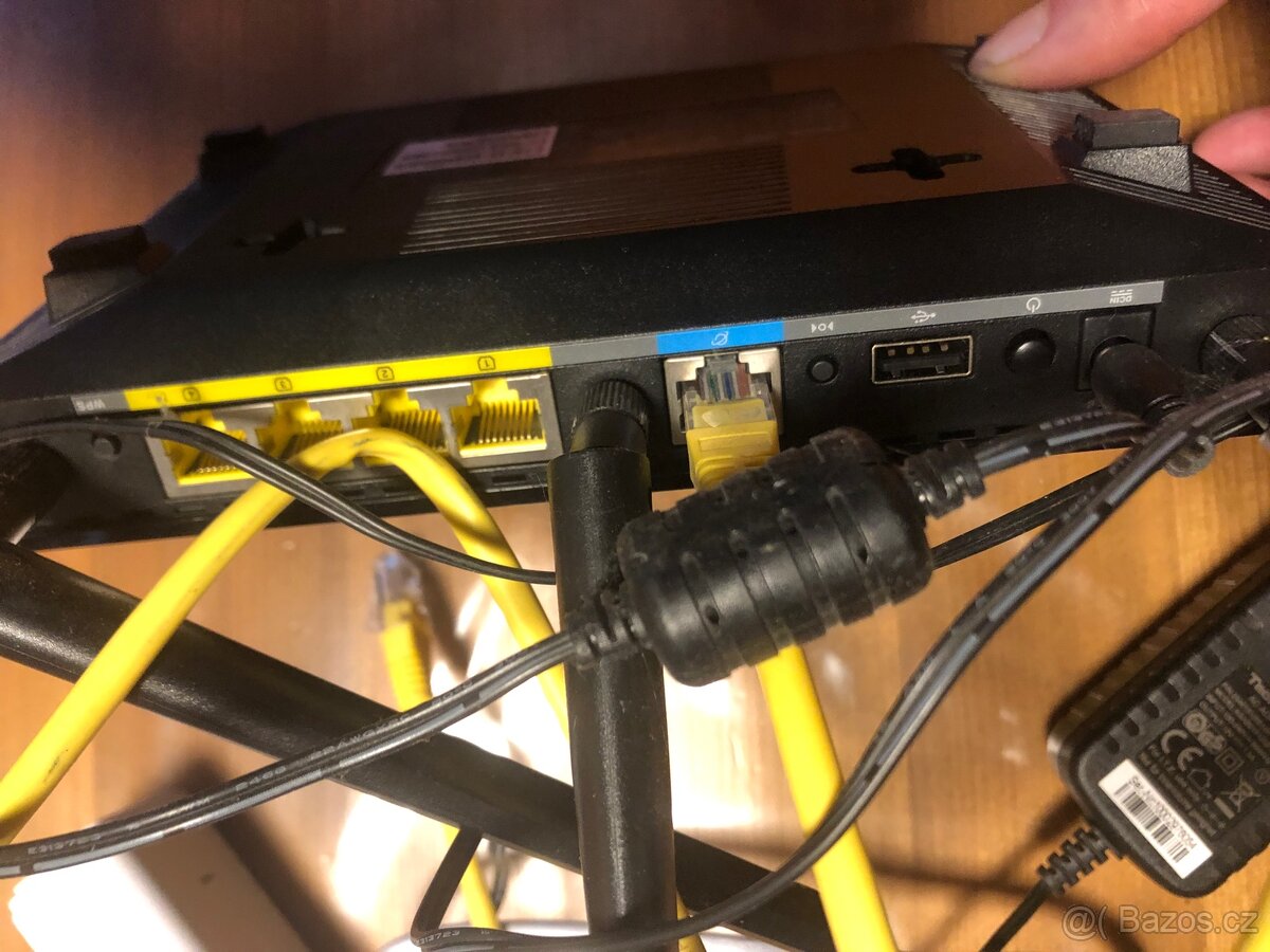 Router Asus - 5