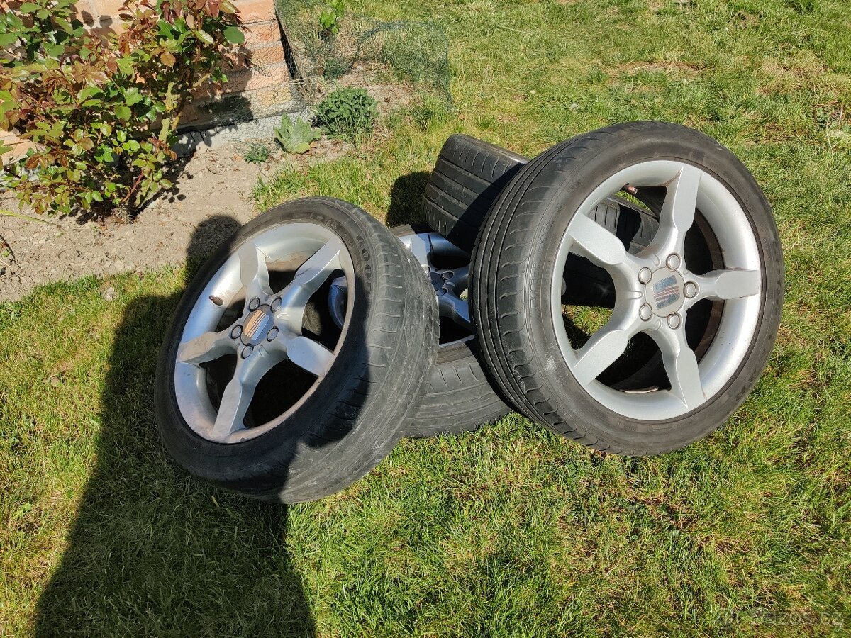 Sada 4 alu disků R17 originál Seat - 5