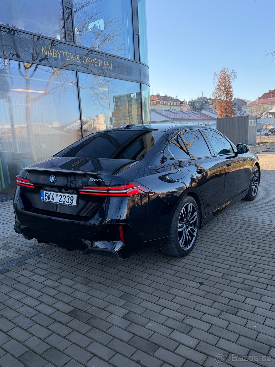 BMW 520 D top stav záruka Mpaket - 5