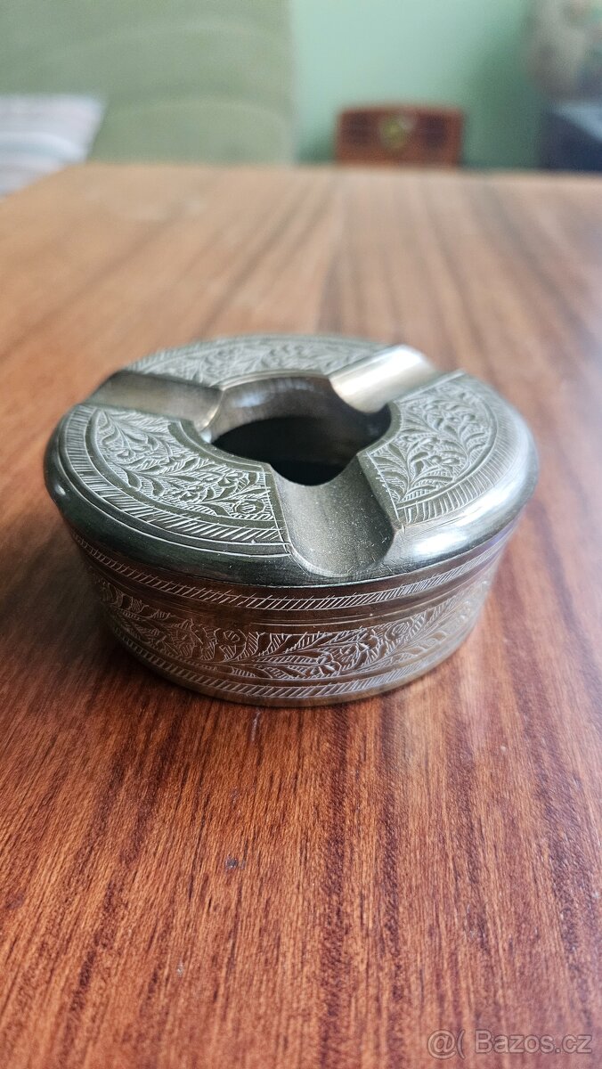 Arabská tepaná souprava - 5