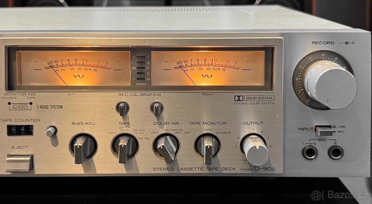 Hitachi D-90S kazetový magnetofon - 5