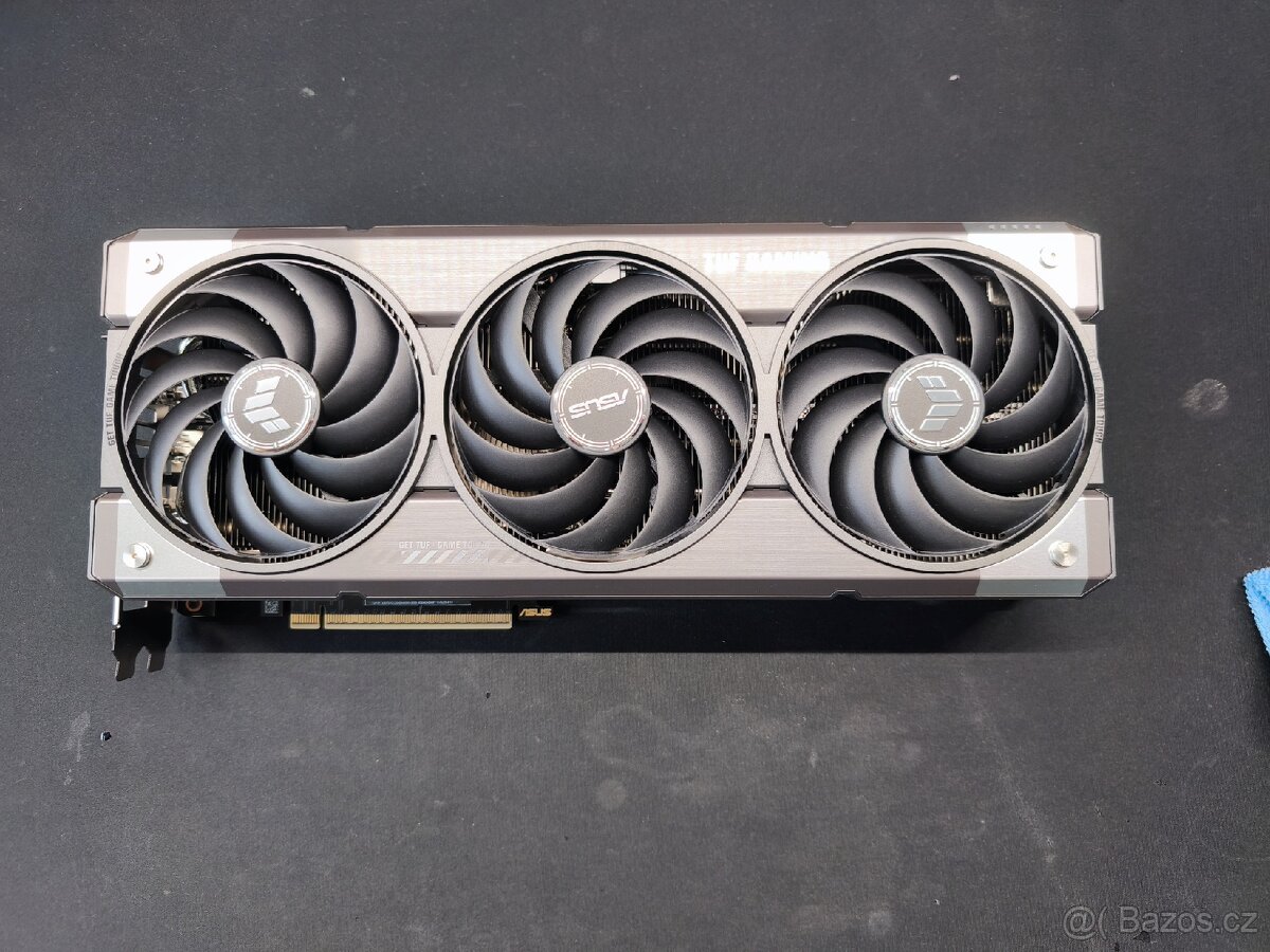 Asus TUF geforce RTX 5070 gaming OC 12gb - 5
