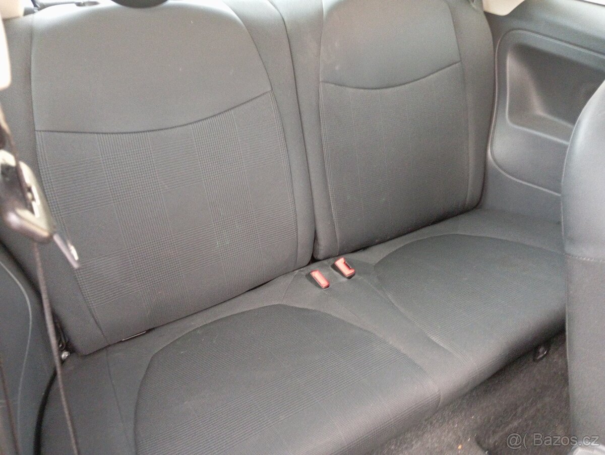 Fiat 500 1,1 benzín ,panorama,2015 - 5