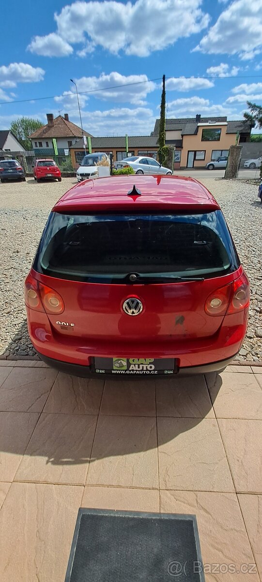 Volkswagen Golf 1.4i 55kW COMFOTLINE - 5