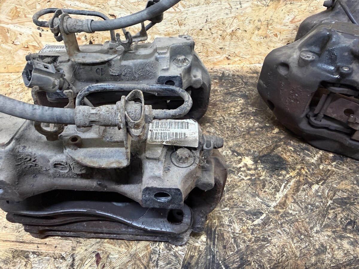 BRZDOVÉ TŘMENY BREMBO VW TOUAREG 7P 3.0 TDI - 5