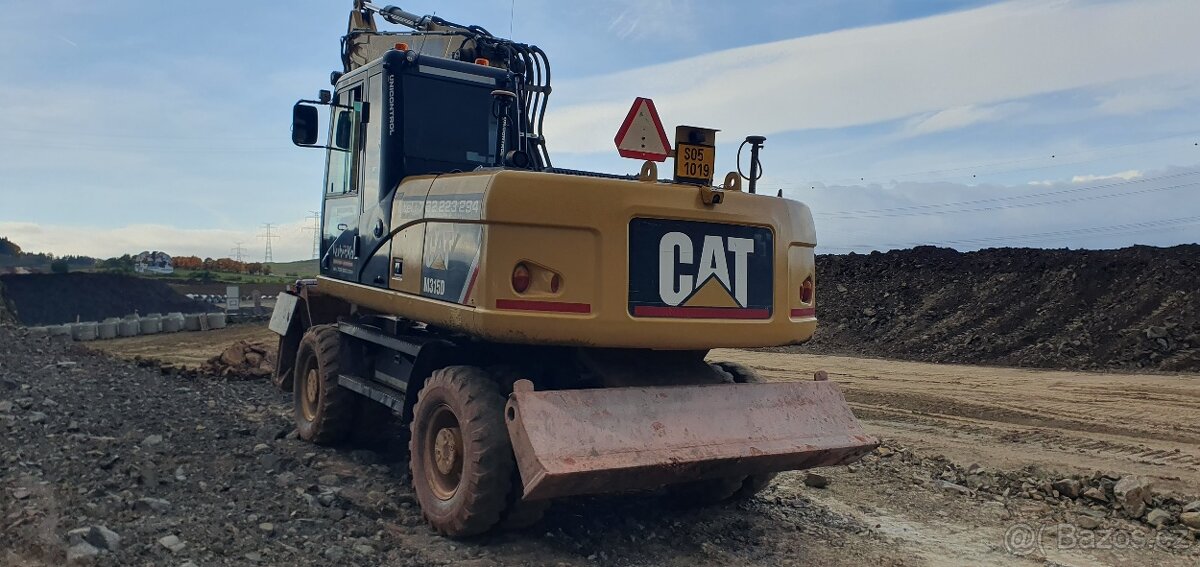 Kolový bagr Cat 315D - 5