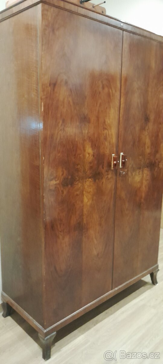 Starožitné šatní skříně - 5