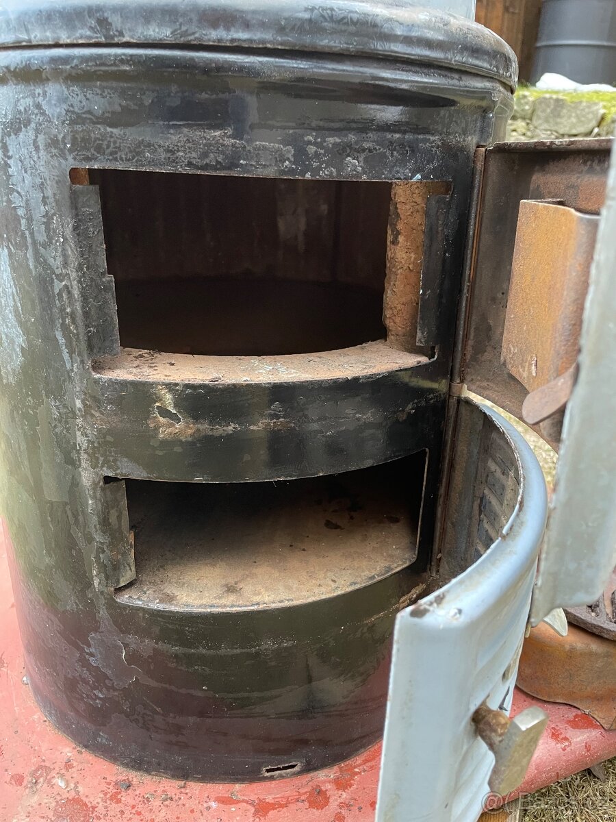 Prodám stará lázeňská kamna - 5